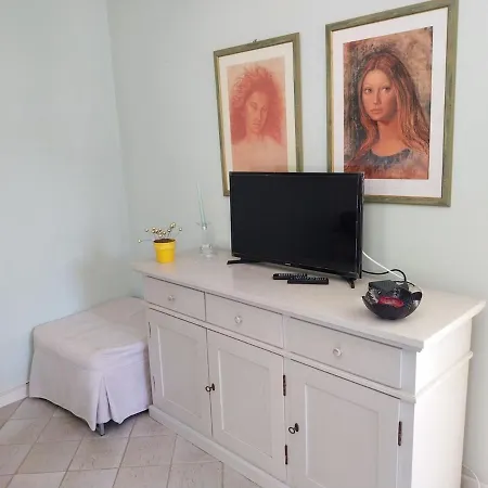 Bilocale Con Terrazzo Vista Mare *